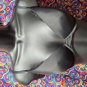 Black True and Co bra